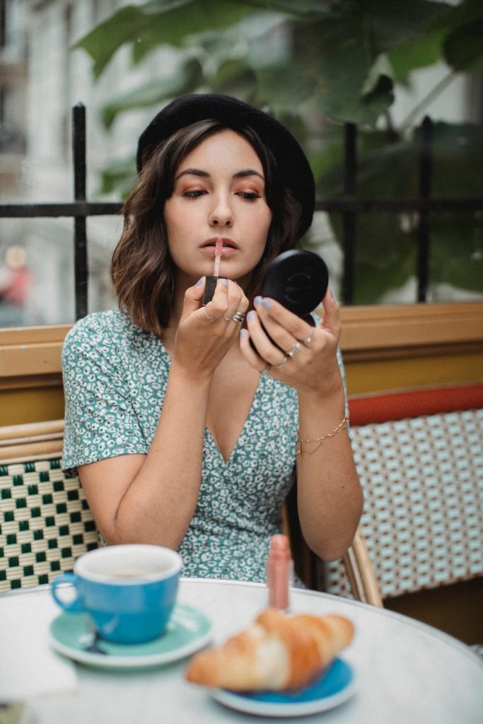 Jak przedłużyć trwałość makijażu z Bourjois Healthy Mix – sprawdzone sposoby