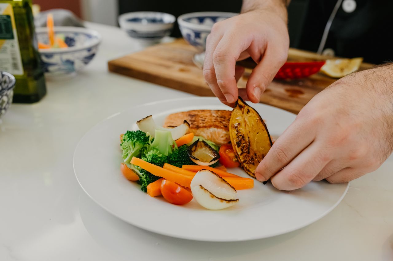 Cholesterol a dieta: fakty, mity i konkretne zmiany w talerzu